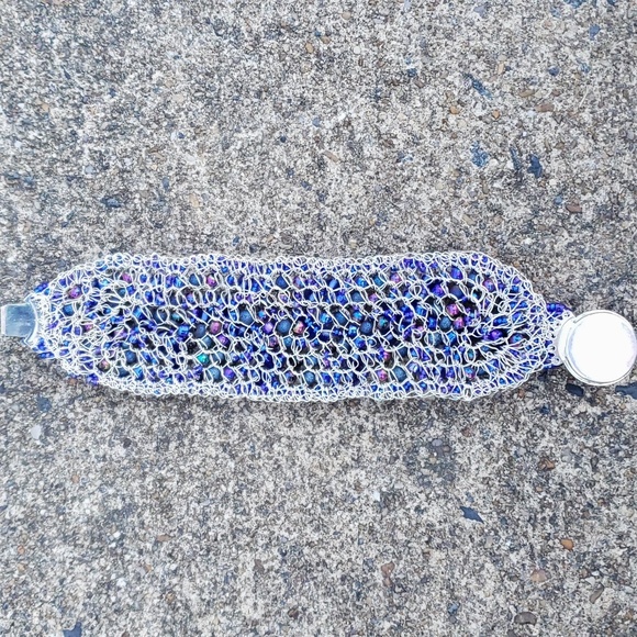 Blue Crocheted Bracelet - Picture 4 of 6